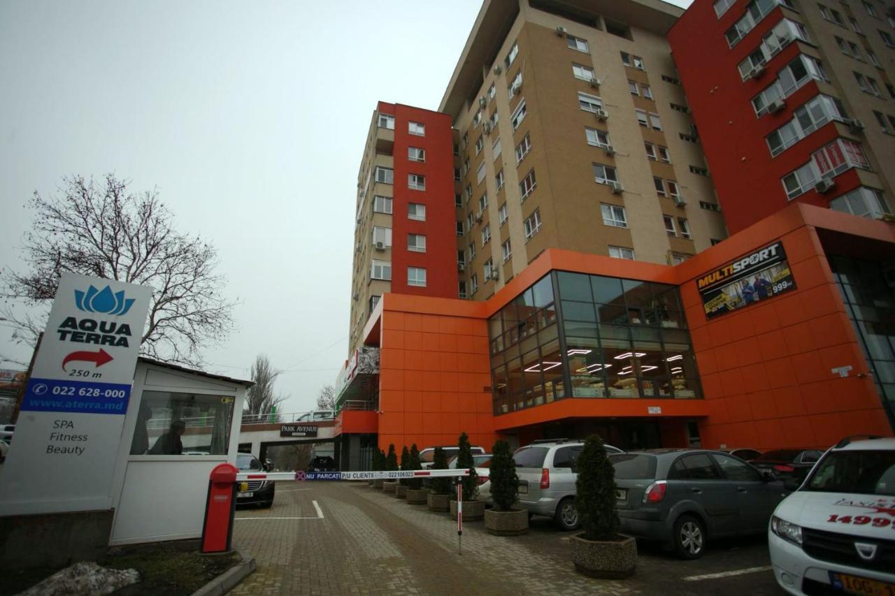Apartment Roomrent Chisinau Bagian luar foto